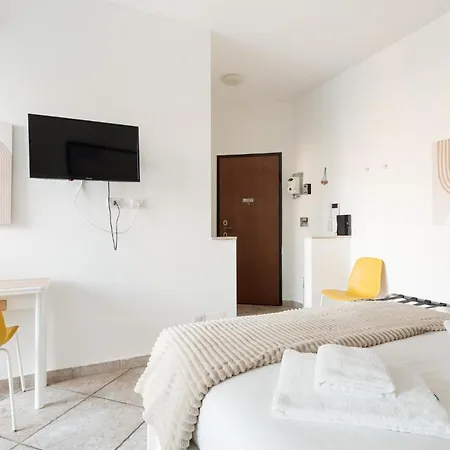 Appartamento Guesthost - Comfy Near Pasteur M1