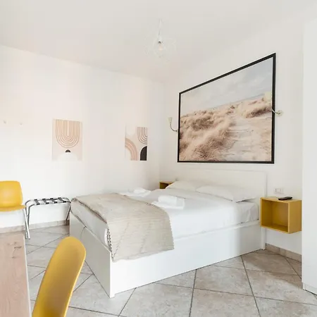 Guesthost - Comfy Near Pasteur M1
