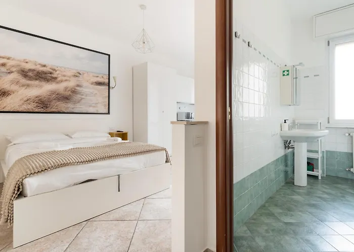 Guesthost - Comfy Near Pasteur M1 Apartman Milánó