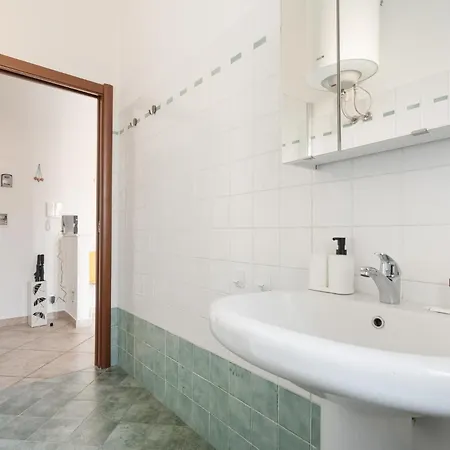 Guesthost - Comfy Near Pasteur M1 *